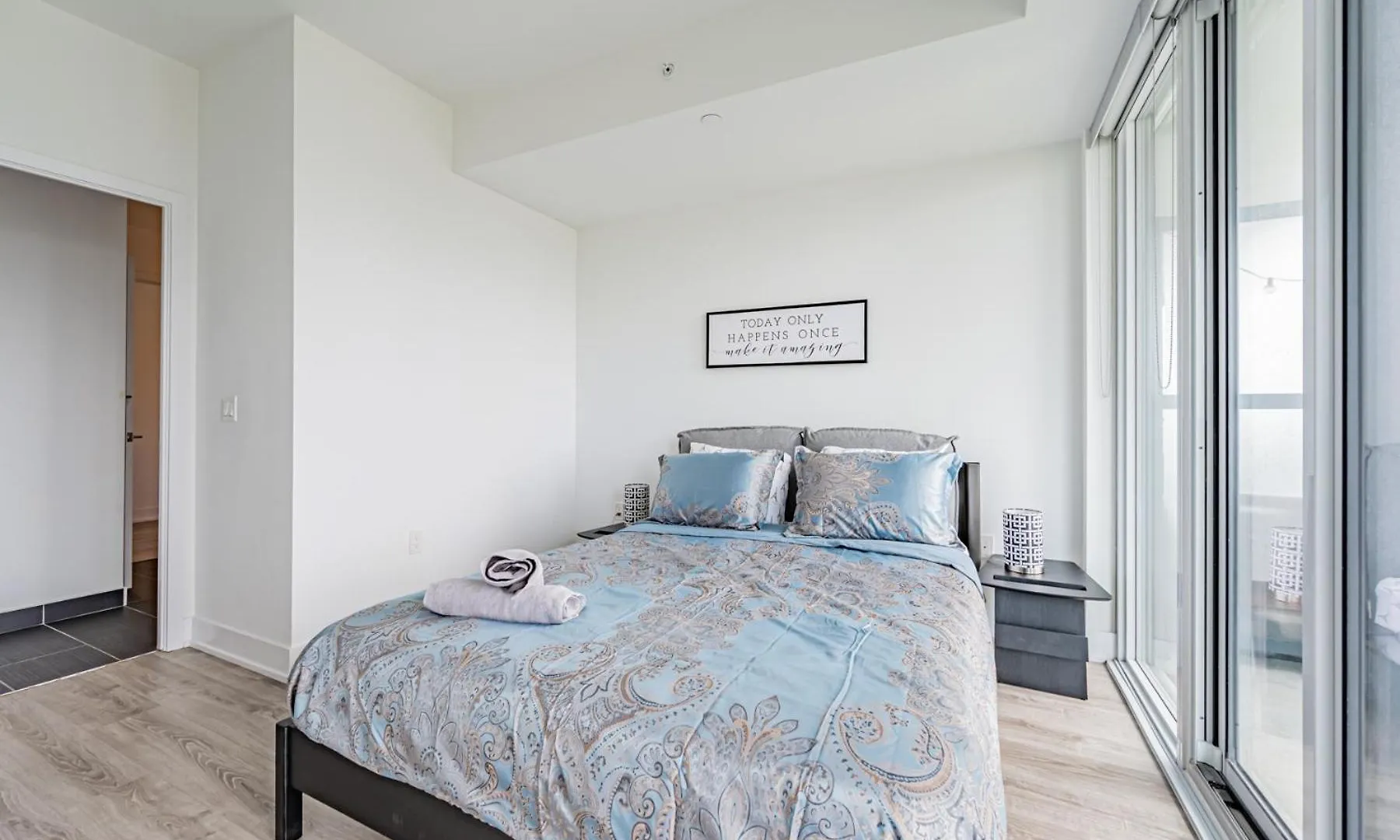 Guest house Luxury Properties Close To Rogers Center In Toronto Downtown Core Canada