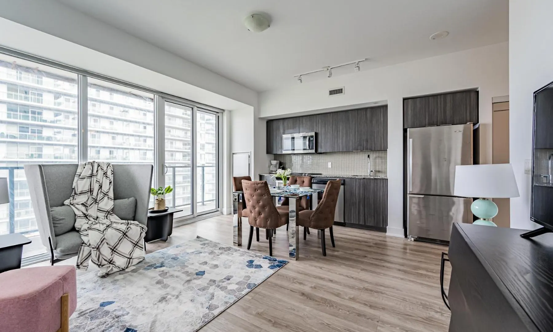 Guest house Luxury Properties Close To Rogers Center In Toronto Downtown Core