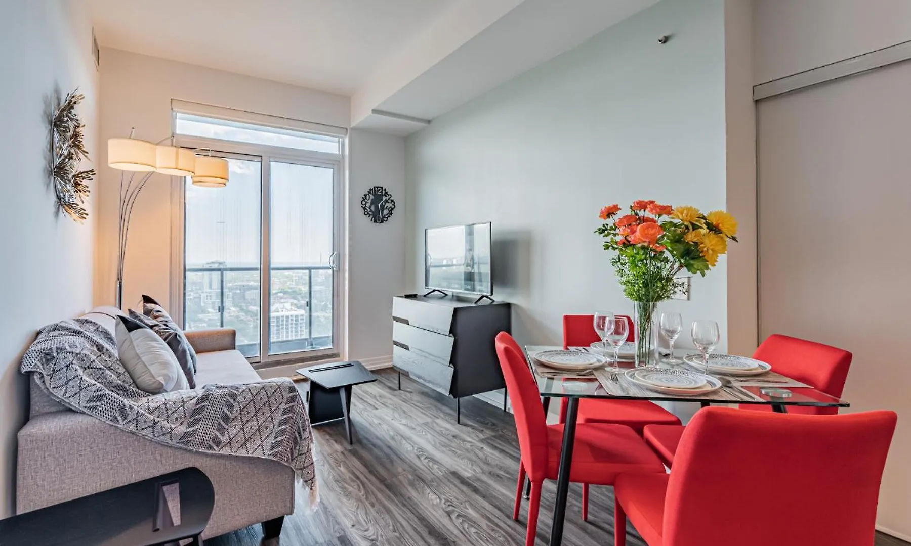 Luxury Properties Close To Rogers Center In Toronto Downtown Core Canada