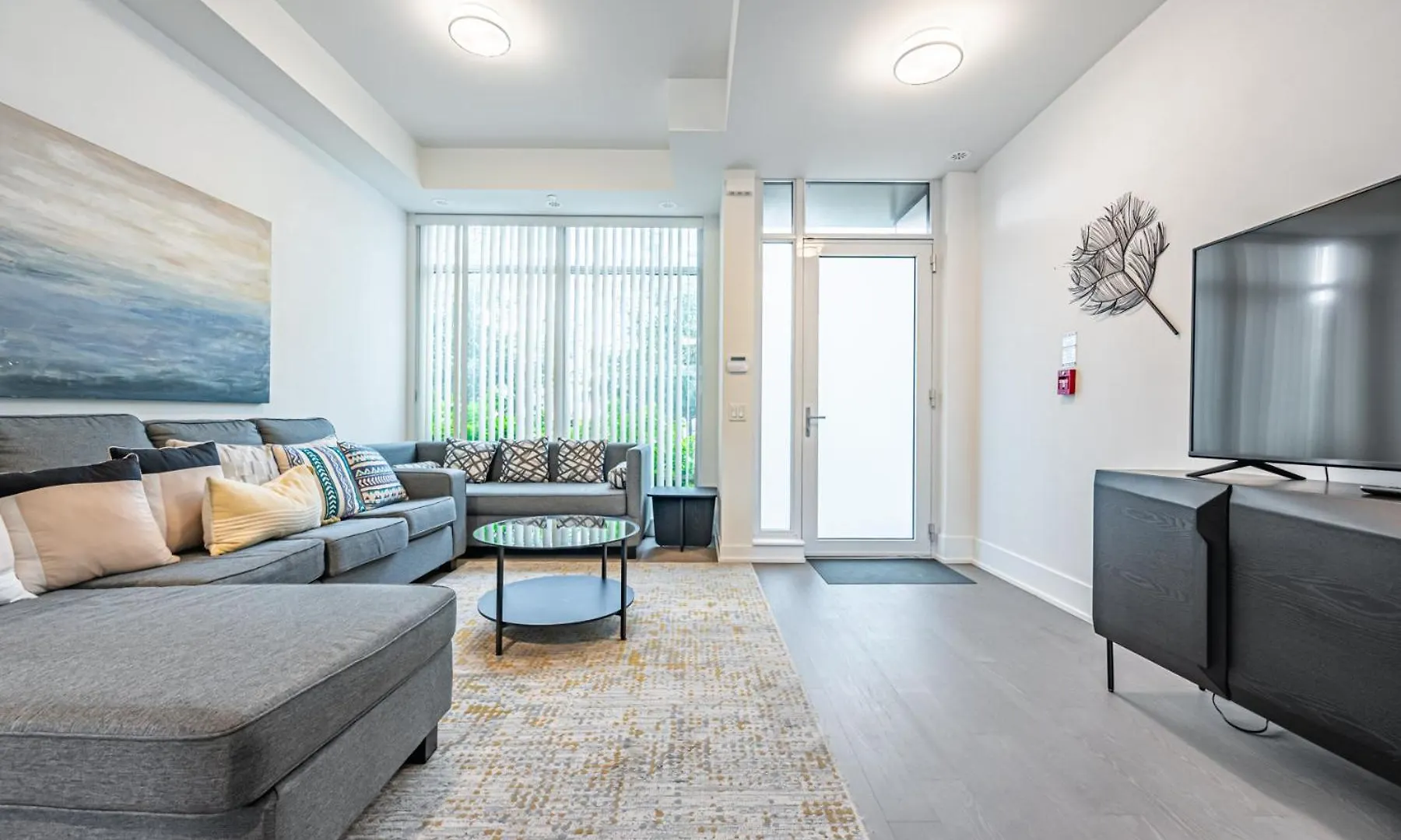 Luxury Properties Close To Rogers Center In Toronto Downtown Core Canada