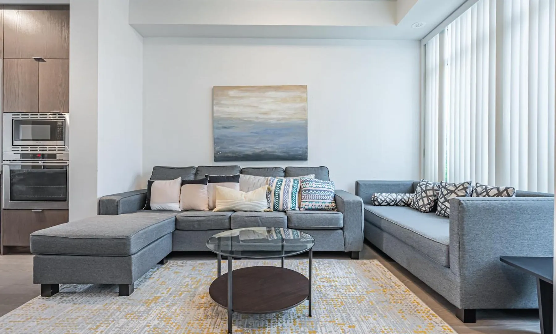 Luxury Properties Close To Rogers Center In Toronto Downtown Core